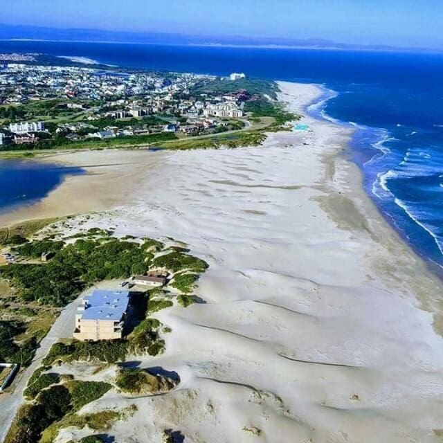 Aston Bay Main Beach