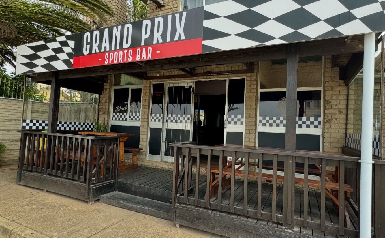 Grand Prix Sports Bar