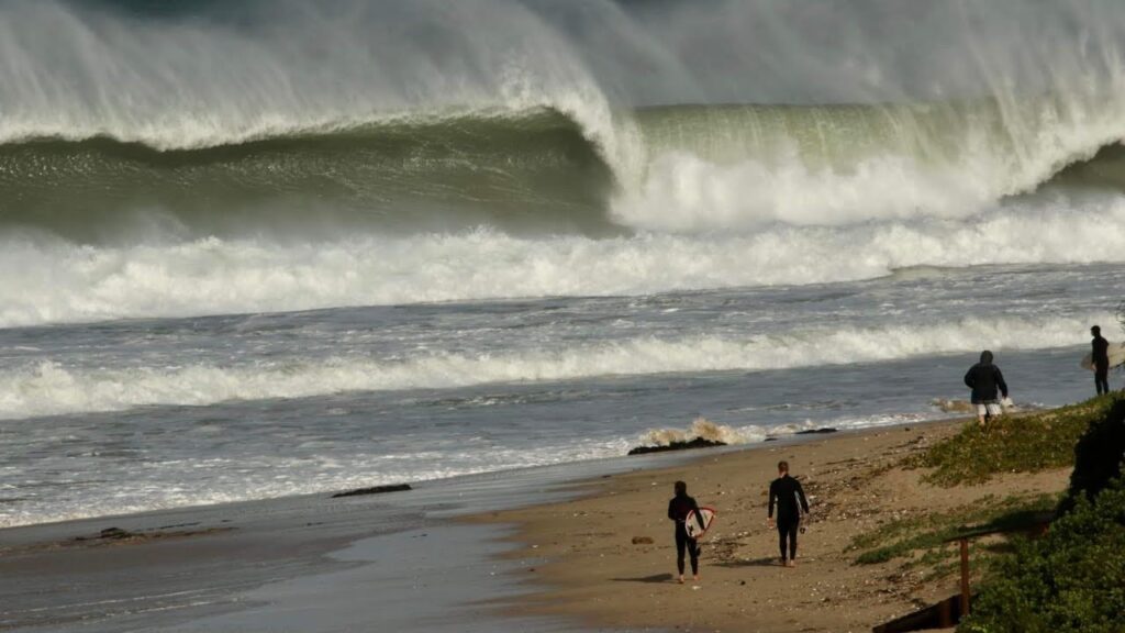 Xxxl Megastorm Hits Jbay After The Corona Open